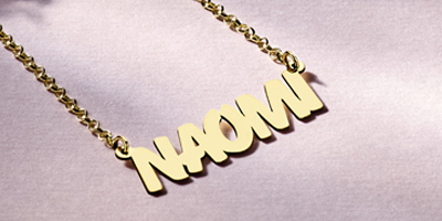 Stoer lettertype naamketting