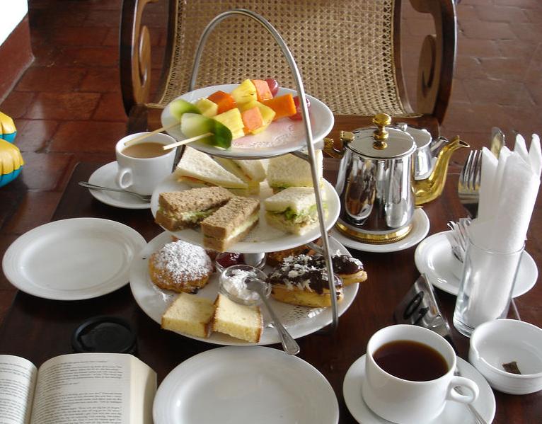 Leuke Moederdag cadeautjes tip high tea